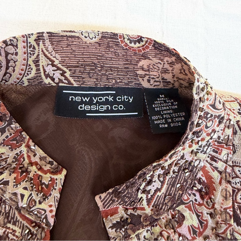 Whimsi Y2K New 100% Silk Paisley Beaded Blouse Size M Boho Festival - Picture 4 of 6